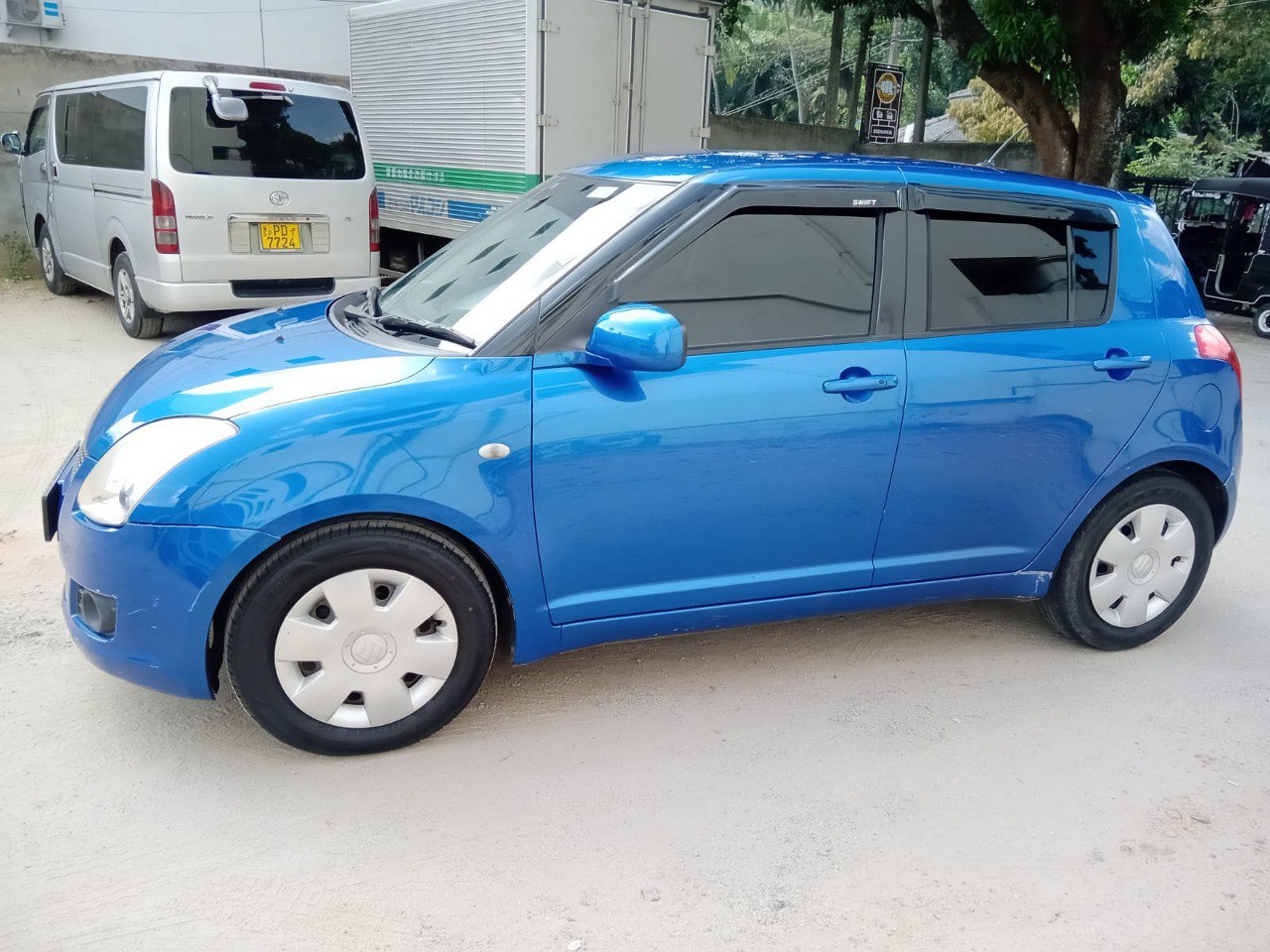 Suzuki Swift  - Image 3
