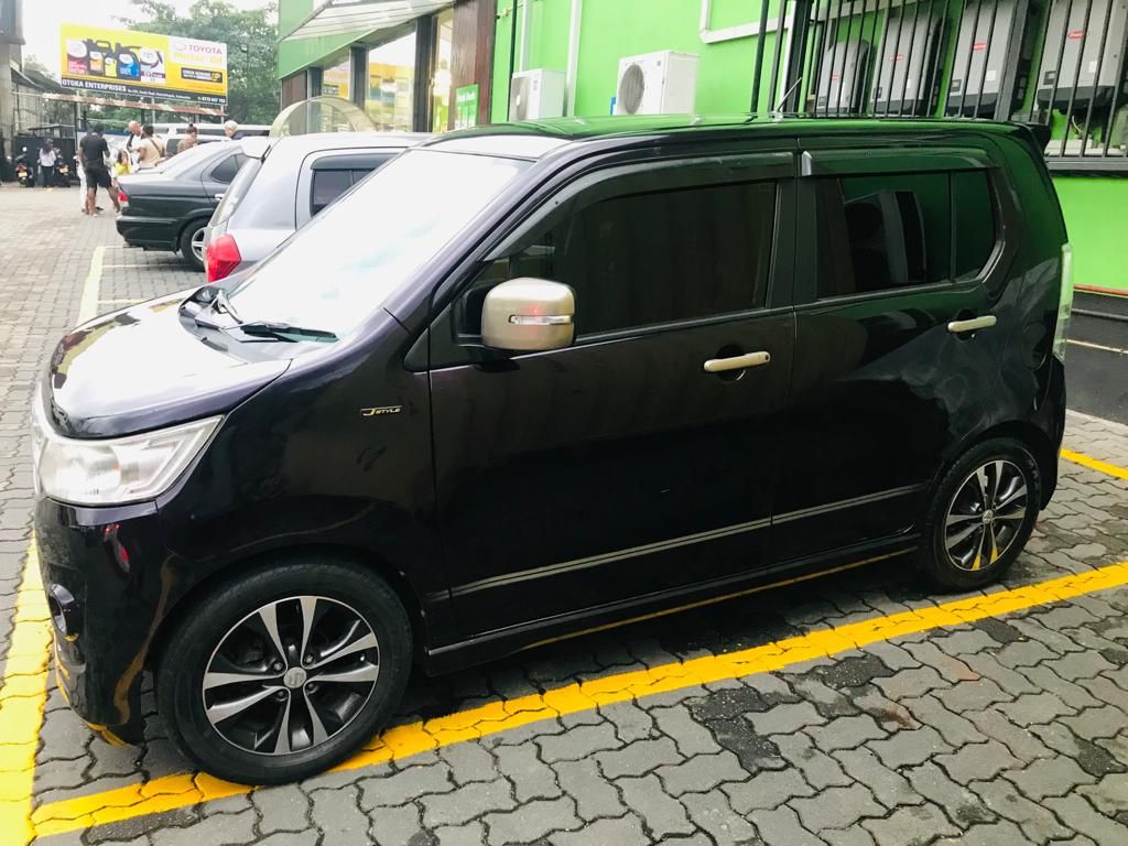 Suzuki Wagon R  - Image 4