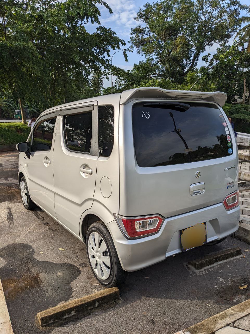 Suzuki Wagon R - Image 5