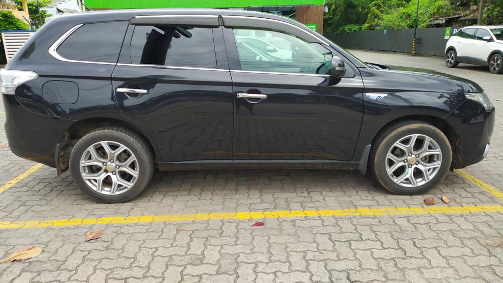 Mitsubishi Outlander  - Image 5