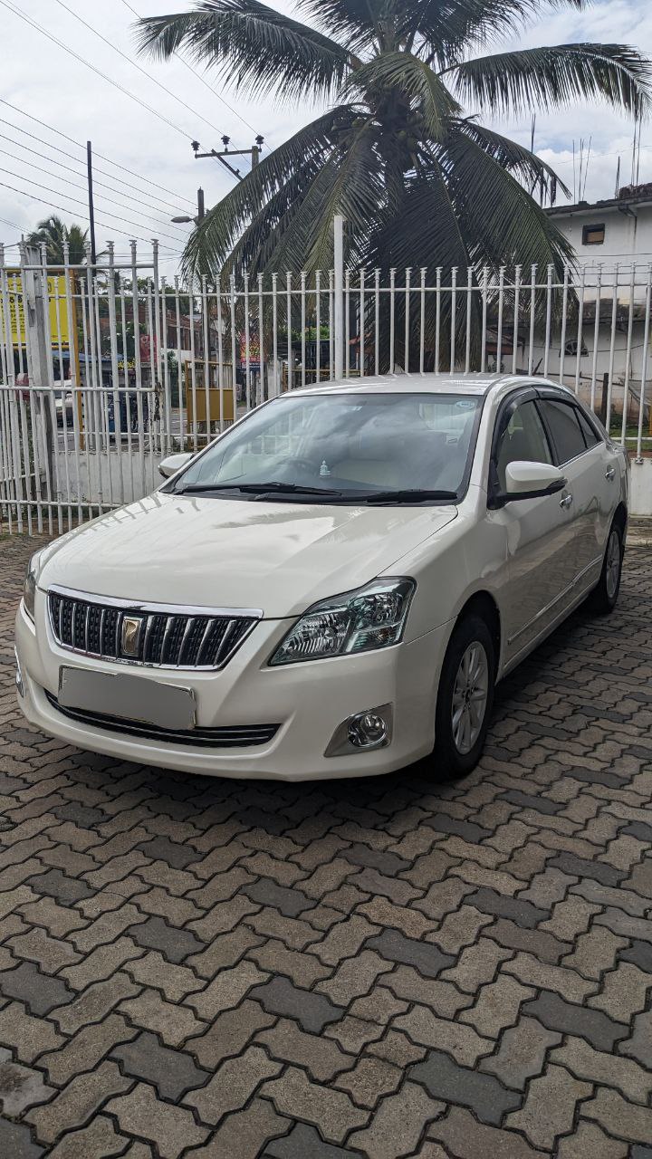 Toyota Premio  - Image 4