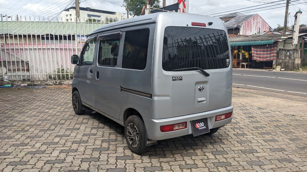 Toyota Pixis Van  - Image 3