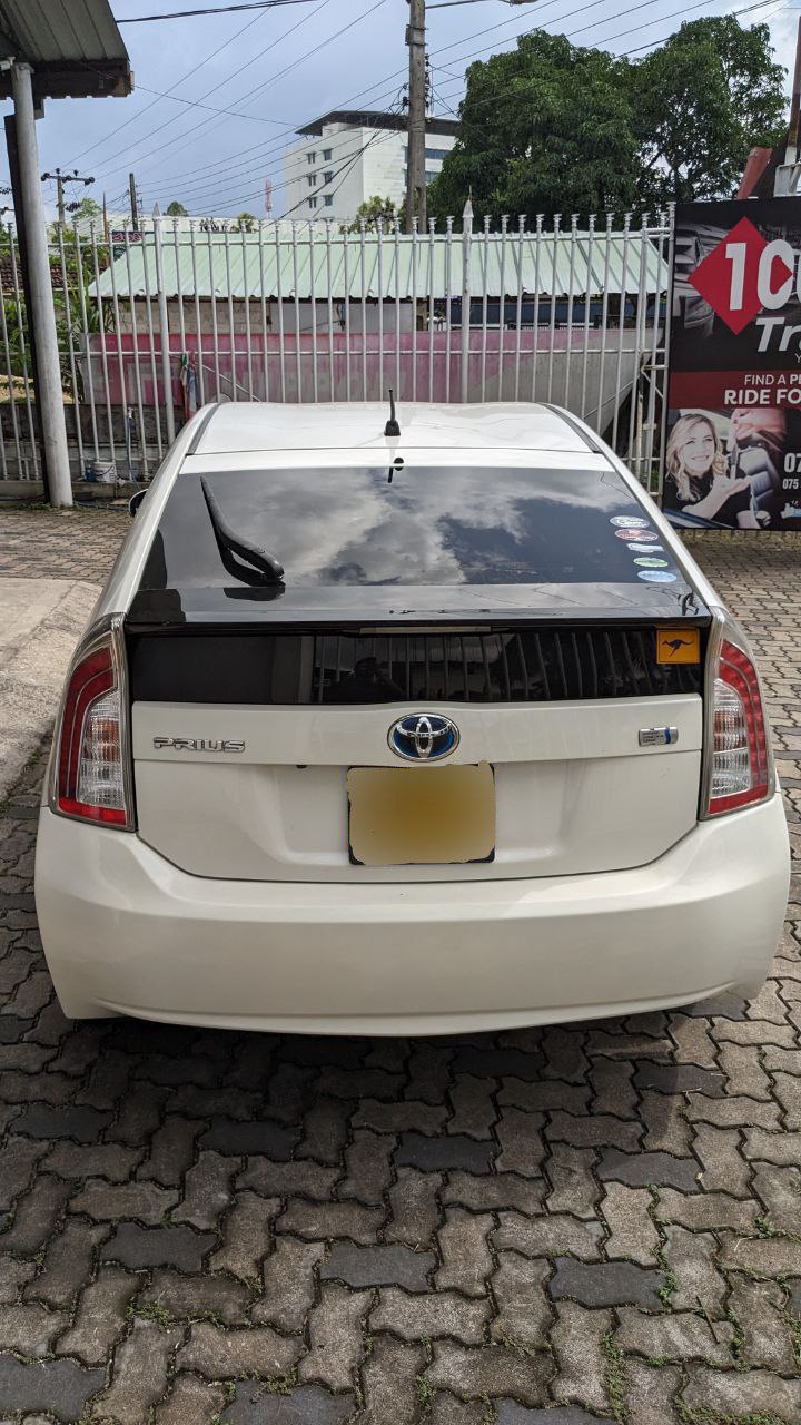 Toyota Prius  - Image 3