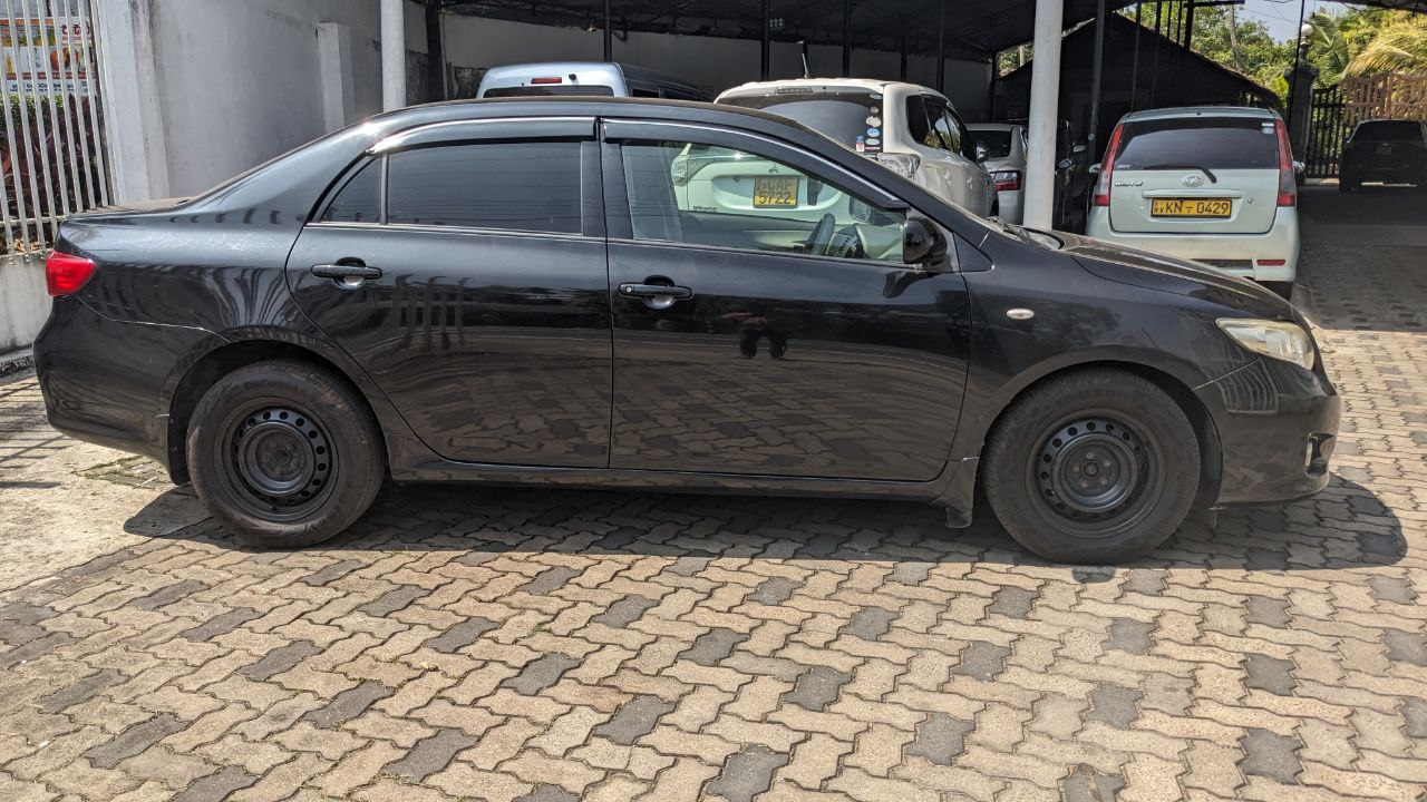 Toyota Corolla 141 - Image 4