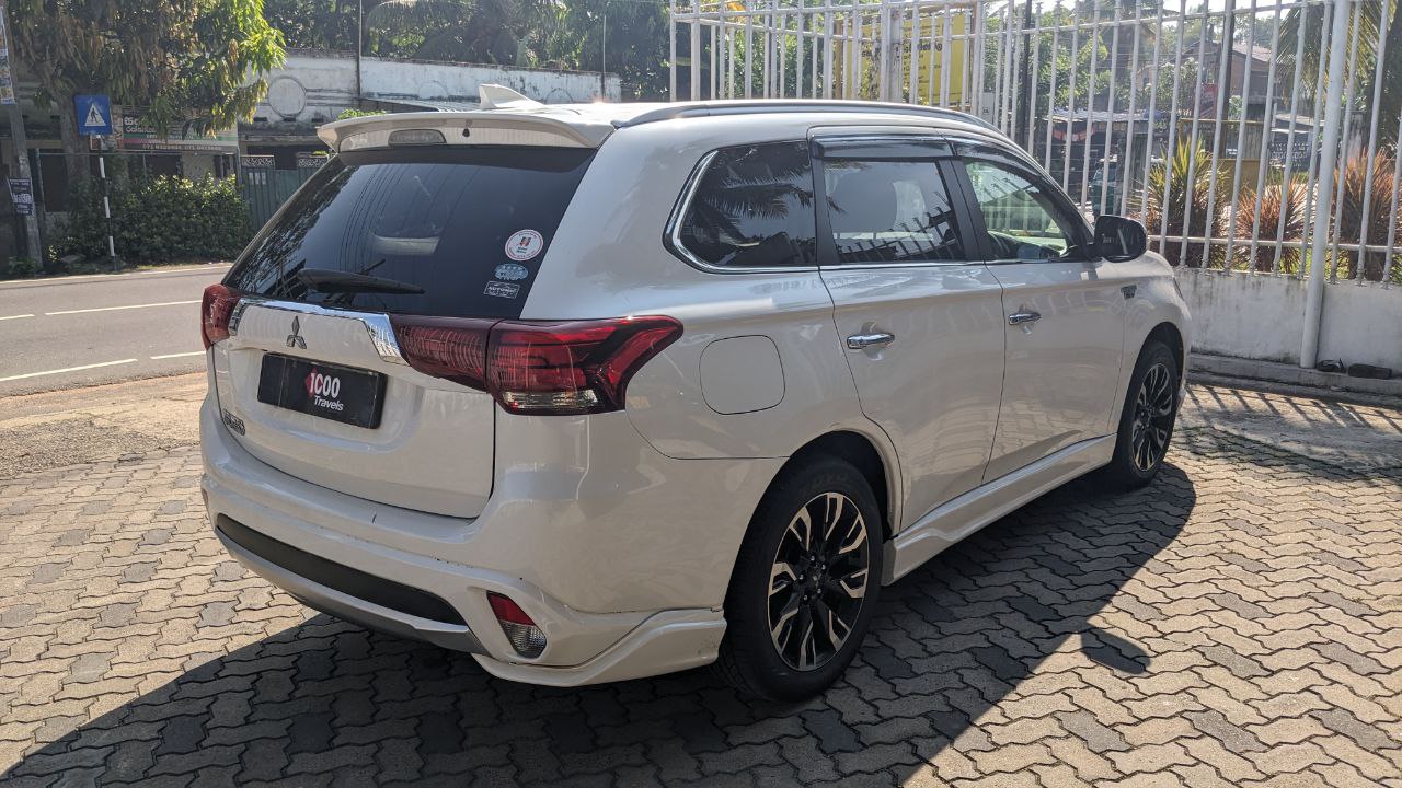 Mitsubishi Outlander - Image 3