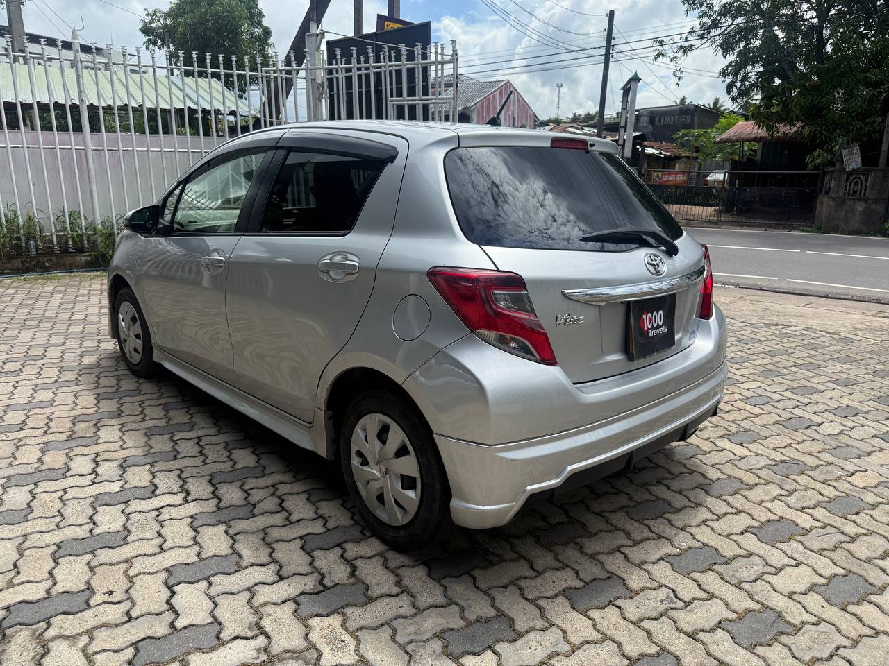 Toyota Vitz - Image 2