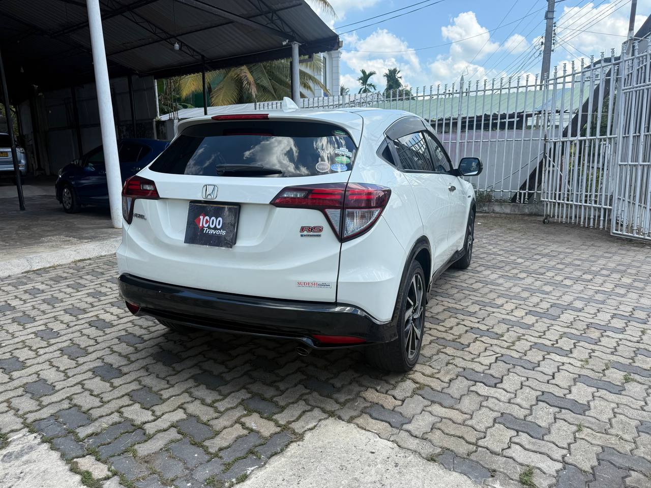 Honda Vezel RS - Image 4