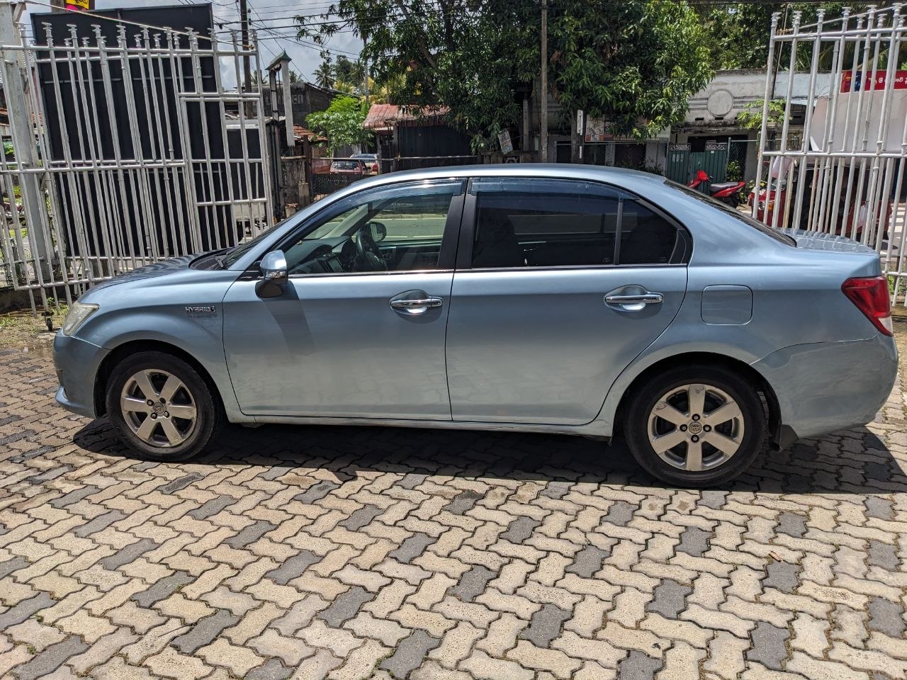 Toyota Axio - Image 4